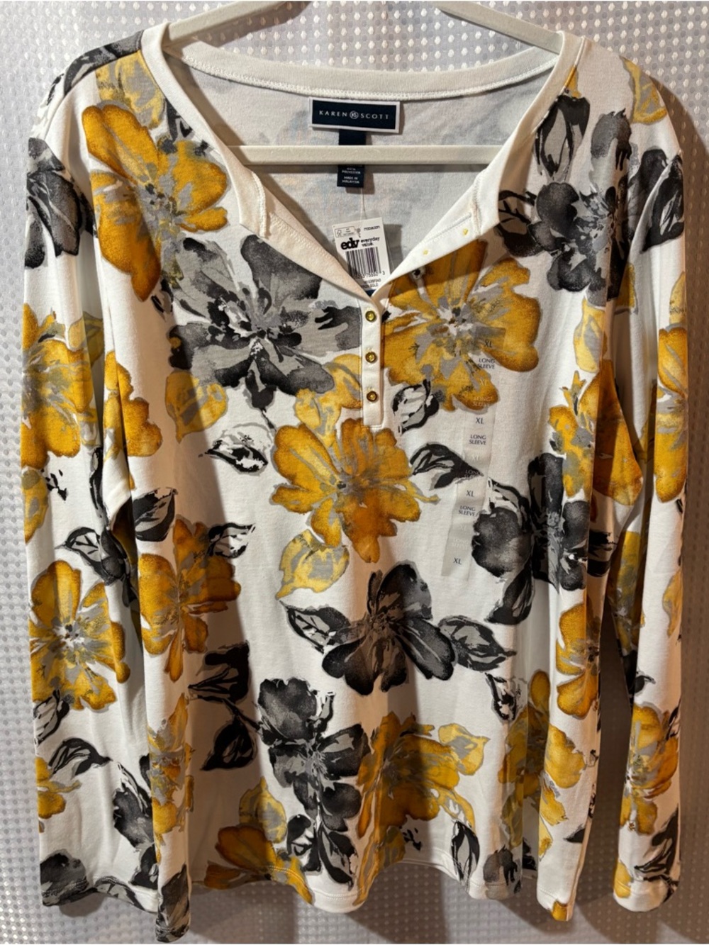 NWT Karen Scott XL Yellow Floral Long-Sleeve Henley Top